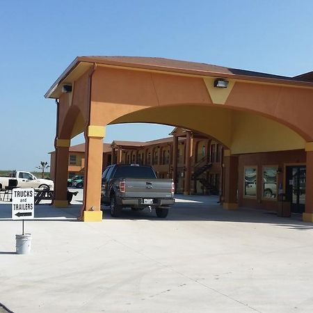 Texan Inn And Suites Tilden Kültér fotó